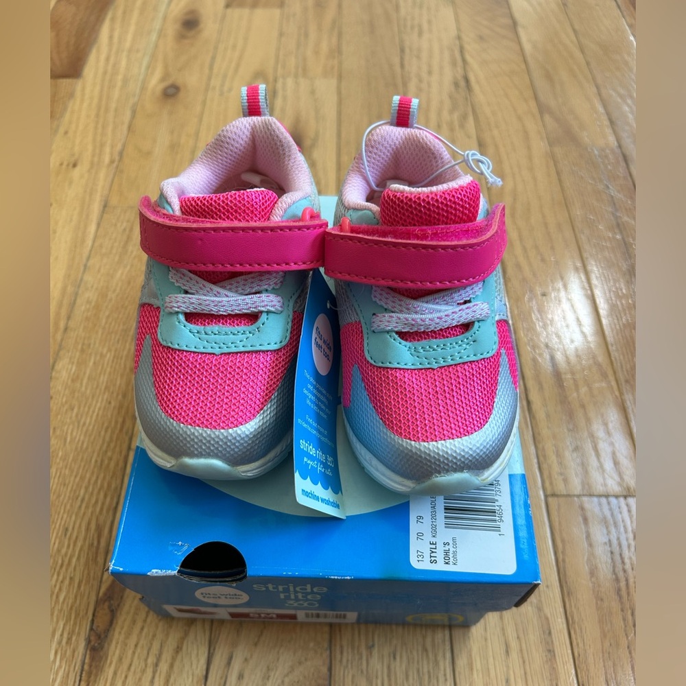 Stride Rite 360 Adler Iridescent Shoe - Picture 2 of 5